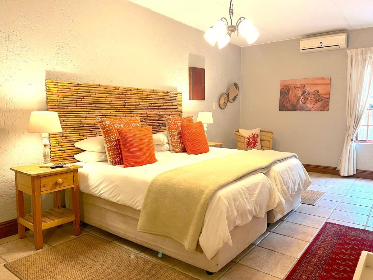 Safari Club Guest Lodge Or Tambo International Airport Kempton Park Exterior foto
